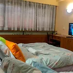 Square Macedonia 게스트하우스