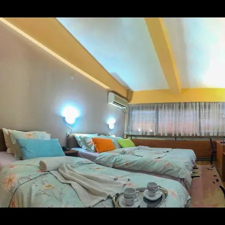Square Macedonia 4*