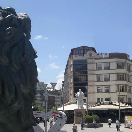 Pensionat Square Macedonia 4*