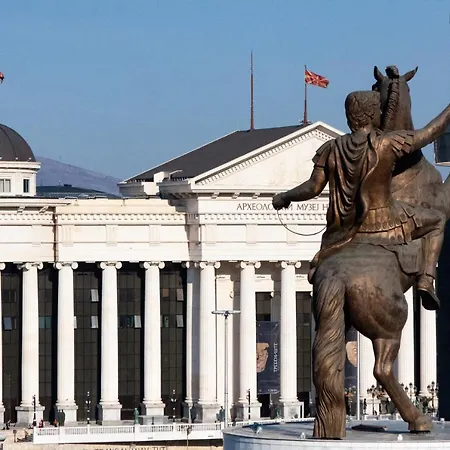 Pensionat Square Macedonia 4*