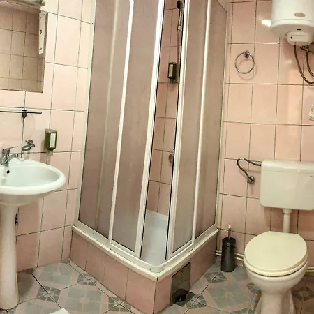 Pensionat Square Macedonia 4*