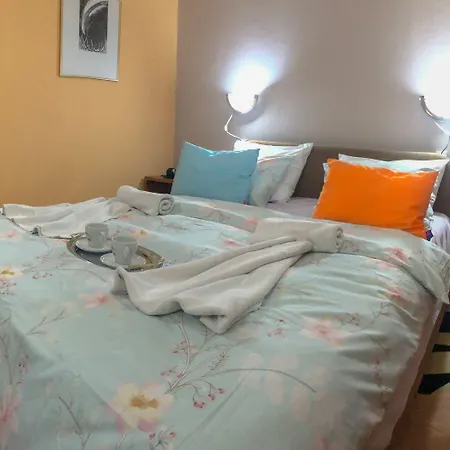Square Macedonia Penzion 4*