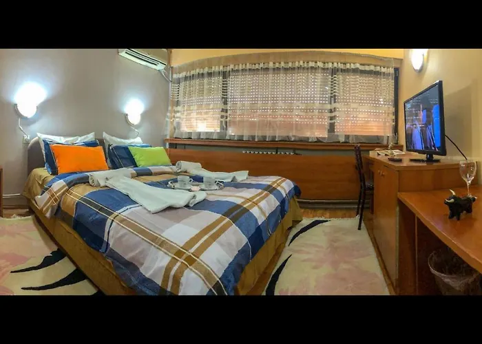 Affittacamere Square Macedonia 4*