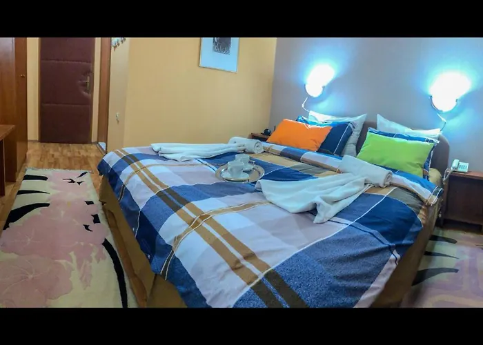 Square Macedonia Affittacamere